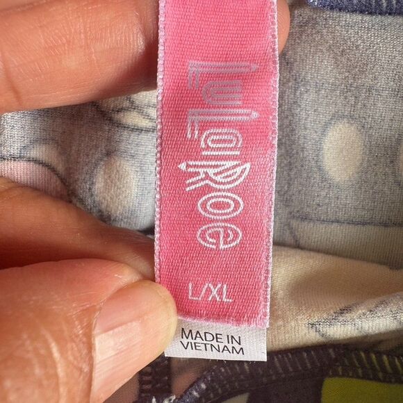 Lularoe Tween Girls L/XL Bundle of 4 Leggins various Disney prints - Picture 10 of 11